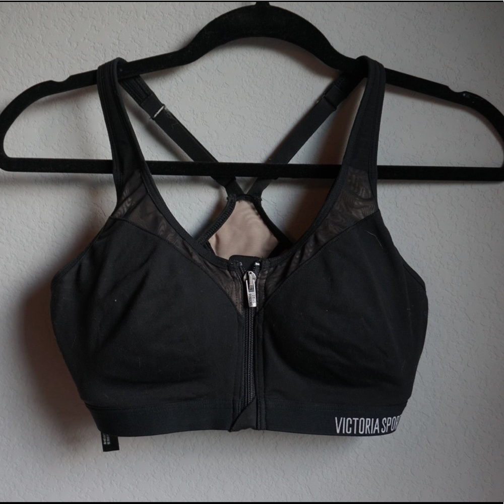 Victoria Secret’s Sport Bra Zip